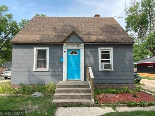118 5th St, Litchfield, MN 55355-1702
