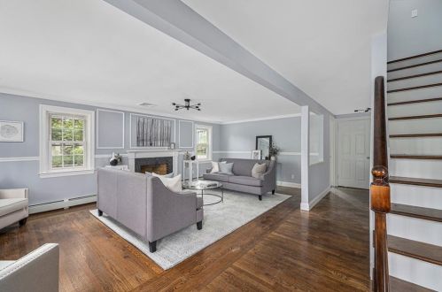 4 Mount Ave, Providence RI  02906-3410 exterior