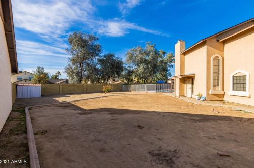 15802 37 Dr, Phoenix AZ 85029-1144 exterior