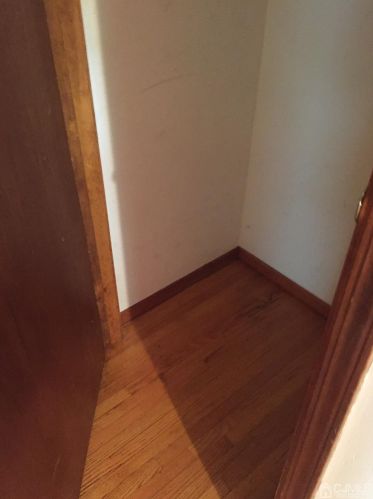 17 Jill Ct, Edison NJ  08817-5301 exterior