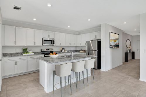 274 Nativity Ter, Fort Pierce, FL 34984-3652