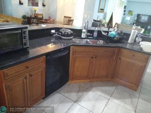 2516 Edgarce St, Fort Pierce FL exterior