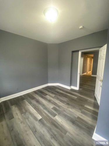 20 Barnert Pl, Paterson NJ  07522-1814 exterior