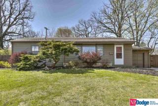 7635 Sunset Dr, Omaha, NE 68127-2809