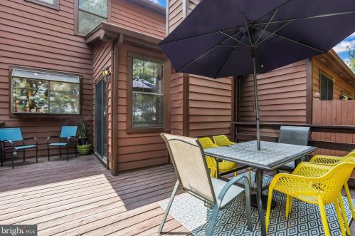 50 Danielle Ct, Trenton NJ  08648-1451 exterior