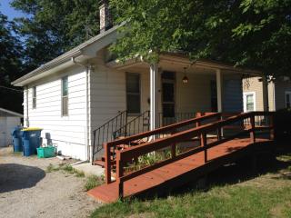 640 Orchard St, Edwardsville IL  62025-1238 exterior