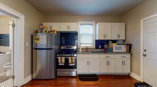 30 Chapman St, New Britain CT 06051-2807 exterior