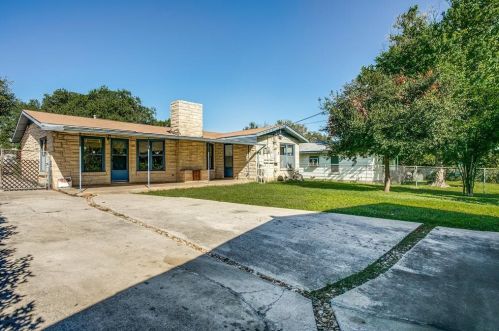 410 John Page Dr, San Antonio TX 78228-4112 exterior
