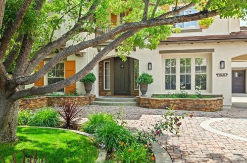 10464 Caribou Way, Tustin CA  92782-1470 exterior