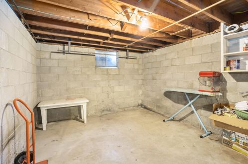 6358 Plainfield Ave, Kalamazoo MI 49048-9477 exterior