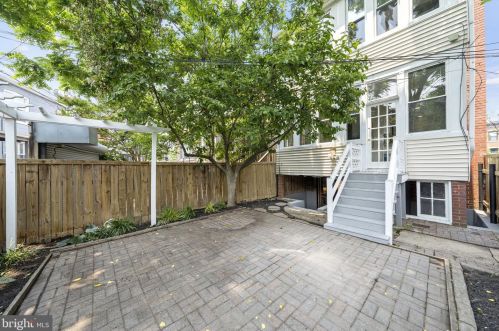 1351 G St, Washington DC 20003-3022 exterior