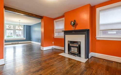 409 Hutchinson Ave, Pittsburgh PA 15218-1327 exterior