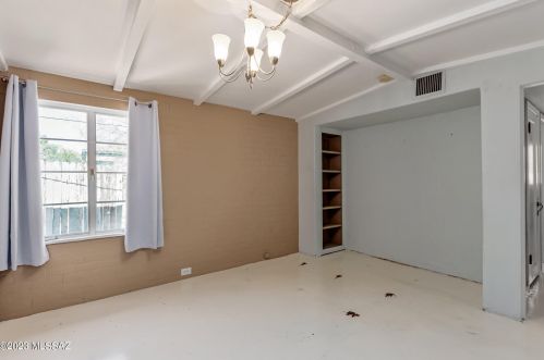 1211 Forgeus Ave, Tucson AZ  85716-3831 exterior