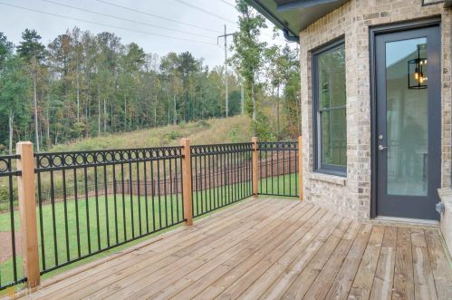 4612 Mossey Dr, Lithonia GA 30038-7725 exterior