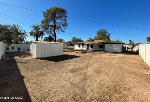 809 Belvedere Ave, Tucson AZ 85712-3218 exterior