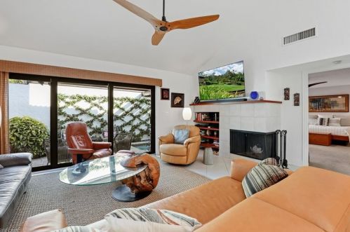 539 Bay Villas Ln, Naples FL 34108-2867 exterior