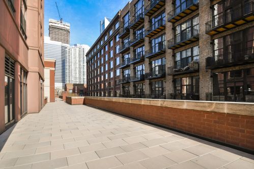 324 Jefferson St, Chicago IL  60661-1324 exterior