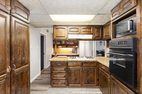 117 Loma Linda Dr, Bakersfield CA 93305-2926 exterior