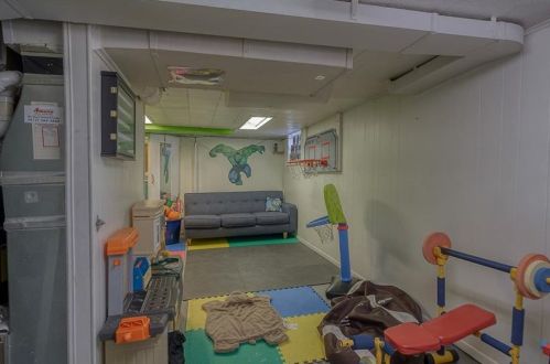 127 Glenmore Ave, Pittsburgh PA 15216-2124 exterior