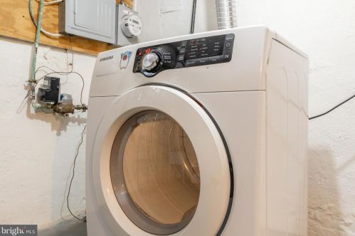 1748 Hicks St, Philadelphia PA  19145-2217 exterior