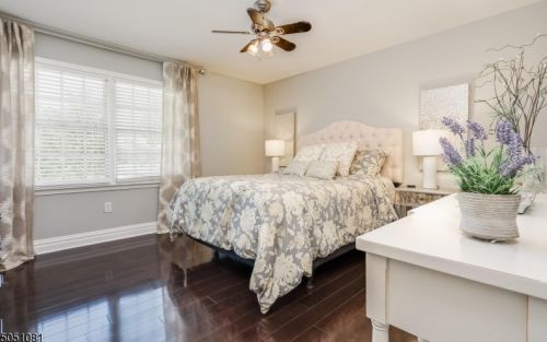 28 Goosetown Dr, Clinton NJ 08809-2603 exterior