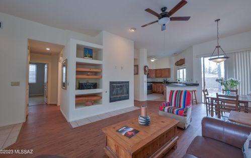 354 Camino Lomas, Tucson AZ 85704-6977 exterior