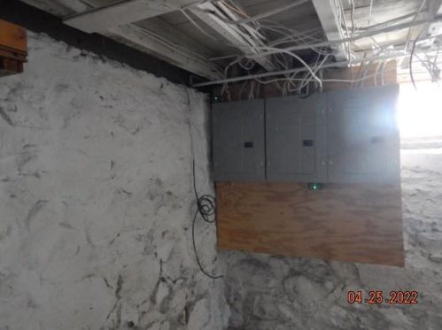 494 Wood Ave, Woonsocket RI 02895-2131 exterior