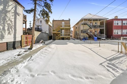 748 Long Ave, Chicago IL  60644-1142 exterior