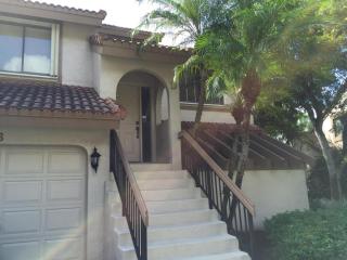 5641 Coach House Cir, Boca Raton FL  33486-8688 exterior