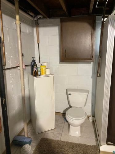 26 6 St, Duluth MN 55810-2240 exterior