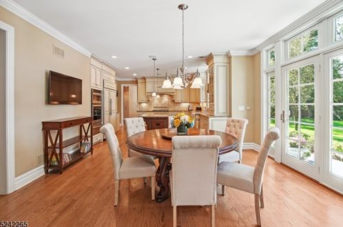 40 Linden Ln, Chatham Township NJ 07928-1654 exterior