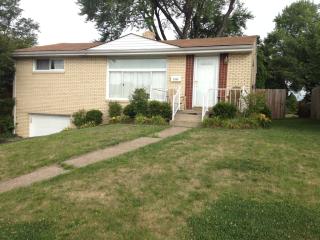 3360 Sycamore Dr, Pittsburgh PA  15234-2772 exterior