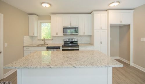 451 River Rd, Rahway NJ  07065-4203 exterior