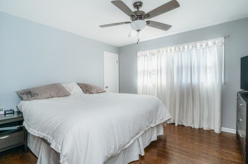 5223 Nashville Ave, Chicago IL 60638-1216 exterior