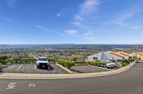 6367 Caminito Estrellado, San Diego CA 92120-3022 exterior