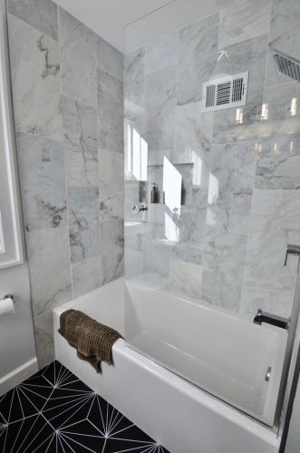 9600 Avers Ave, Chicago IL 60805-2944 exterior