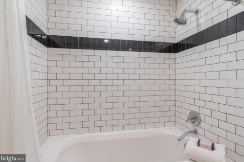 2218 Emerald St, Philadelphia PA 19134-2505 exterior