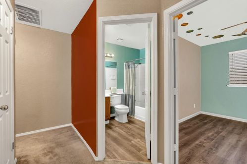 922 Springer Dr, Turlock CA 95382-0273 exterior