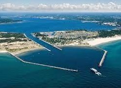 1661 Ruddiman Dr, Meskegon MI 49445-3041 exterior