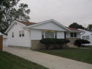 4049 66, Milwaukee WI  53220-3421 exterior