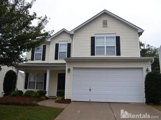 4 Comesee Ct, Greenville SC  29605-5979 exterior