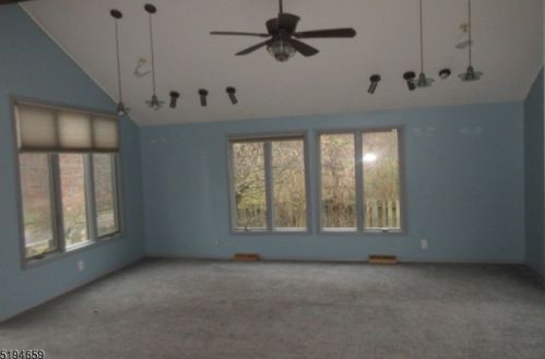 17 Tranquility Rd, Andover NJ 07821-4533 exterior