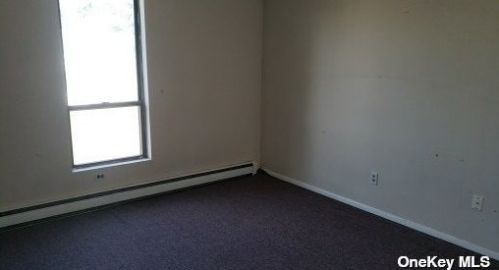 35 Bella Casa Ln, Central Islip NY 11722-2639 exterior