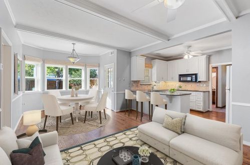 8911 Clayco, Dallas TX 75243-6362 exterior