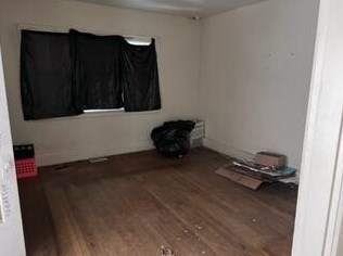 754 25th St, Milwaukee WI 53204-1039 exterior