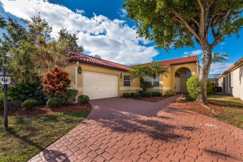 8150 Nadmar Ave, Boca Raton, FL 33434-6316