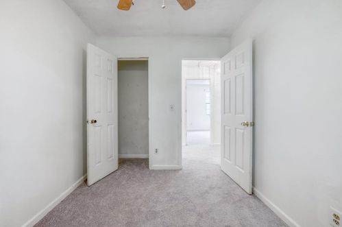 6997 Flagstone Dr, Austell GA 30168-6846 exterior