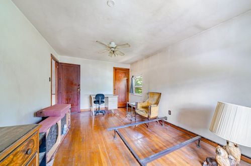 127 Richland Dr, Pittsburgh PA 15235-4413 exterior