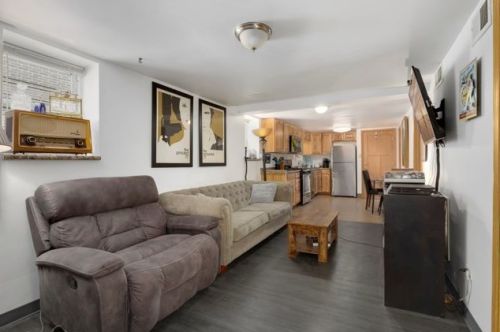 2639 Armitage Ave, Chicago IL 60707-3320 exterior