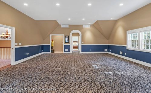 41 Marlpit Pl, Middletown NJ 07748-2028 exterior